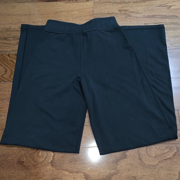 Under Armour Pants - Picture 3 of 3